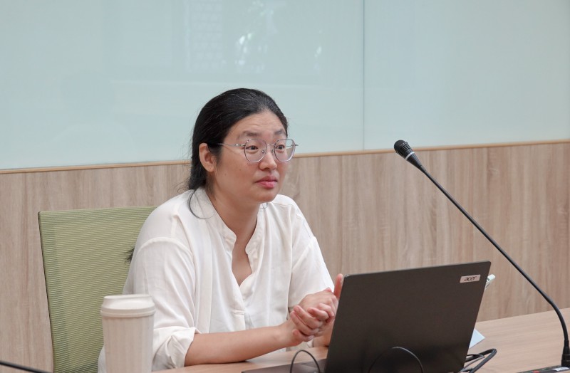 語意關聯網絡的數位閱讀法：從唐詩傳播網絡資料庫談起